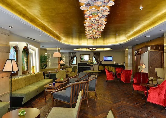 Warwick 4* Анкара