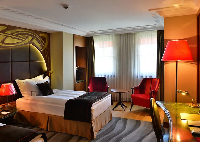 Warwick Анкара