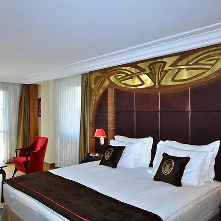 Warwick Otel