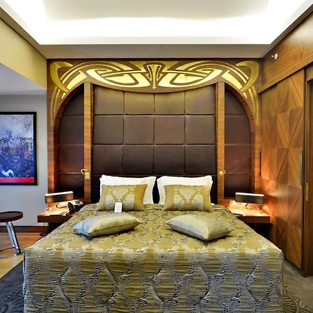 Warwick 4* Ankara