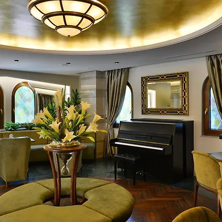 Otel Warwick 4*