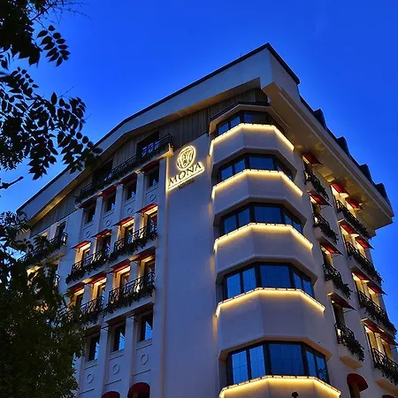 Warwick Otel 4*