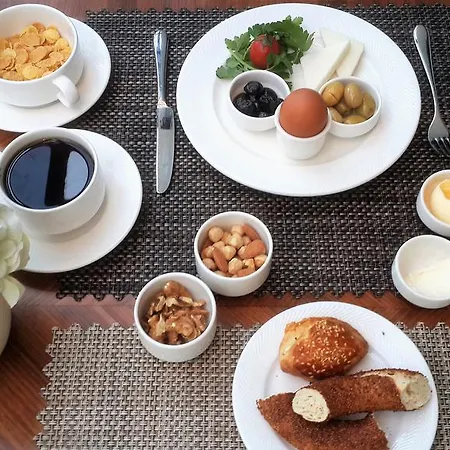 Warwick Otel 4*